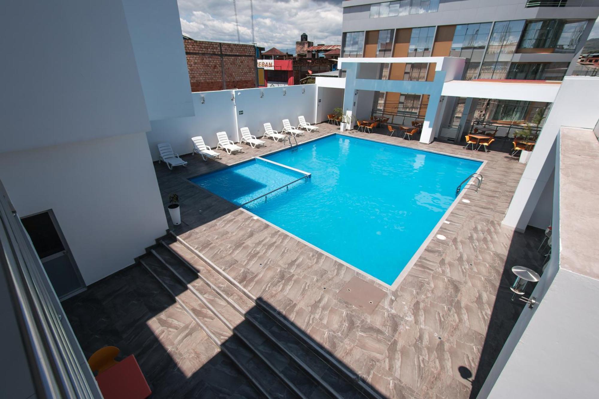 Cumbaza Hotel & Convenciones Tarapoto Eksteriør billede
