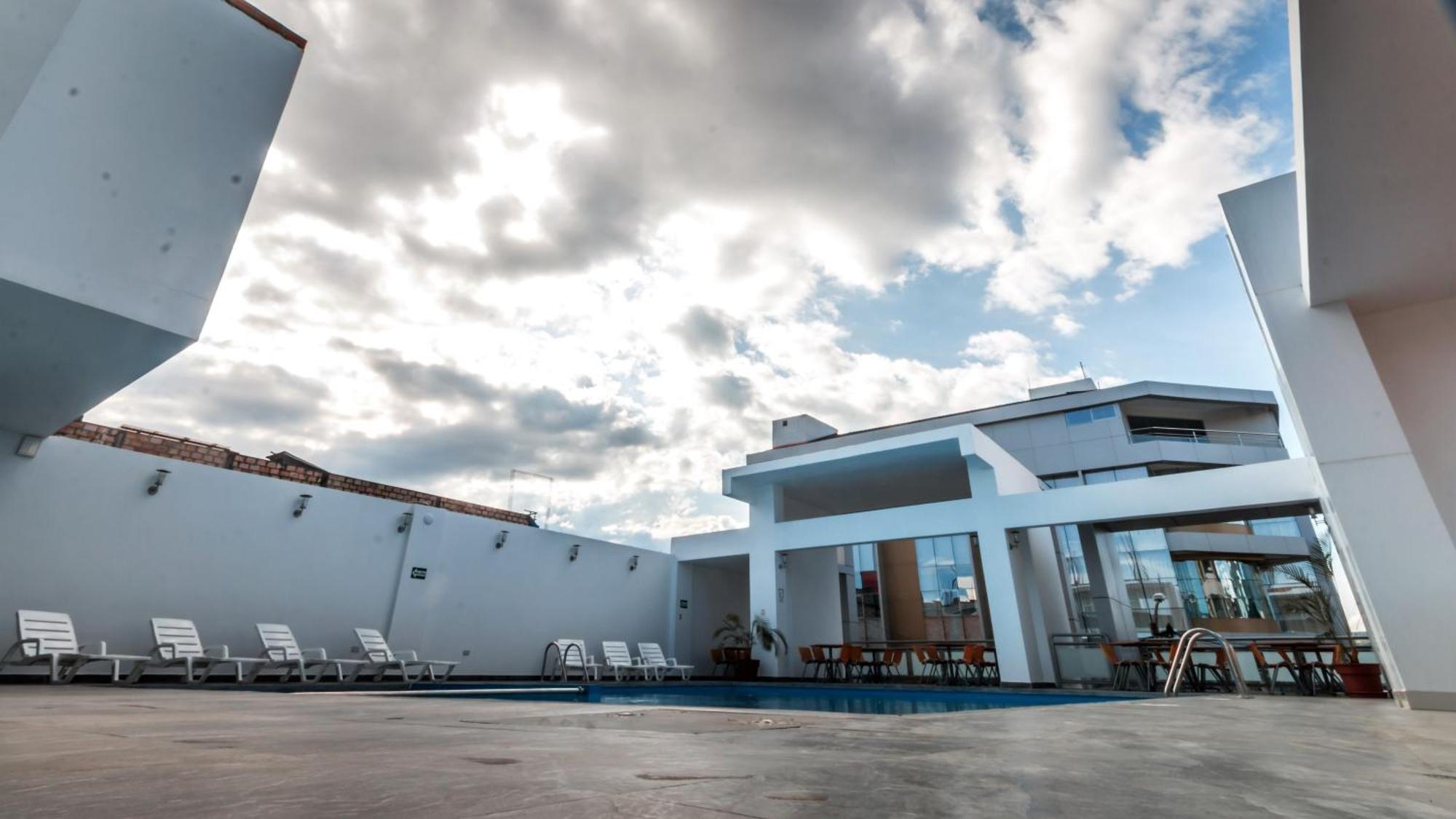 Cumbaza Hotel & Convenciones Tarapoto Eksteriør billede