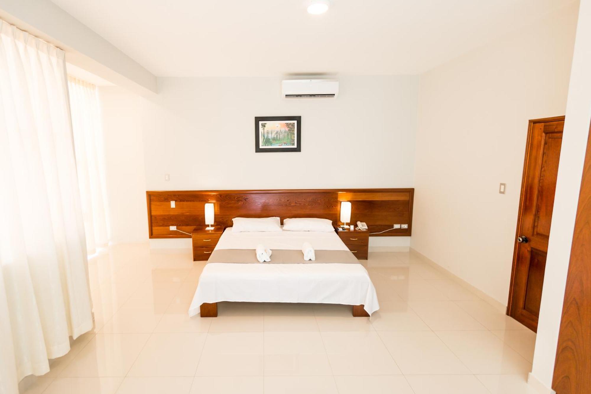 Cumbaza Hotel & Convenciones Tarapoto Eksteriør billede